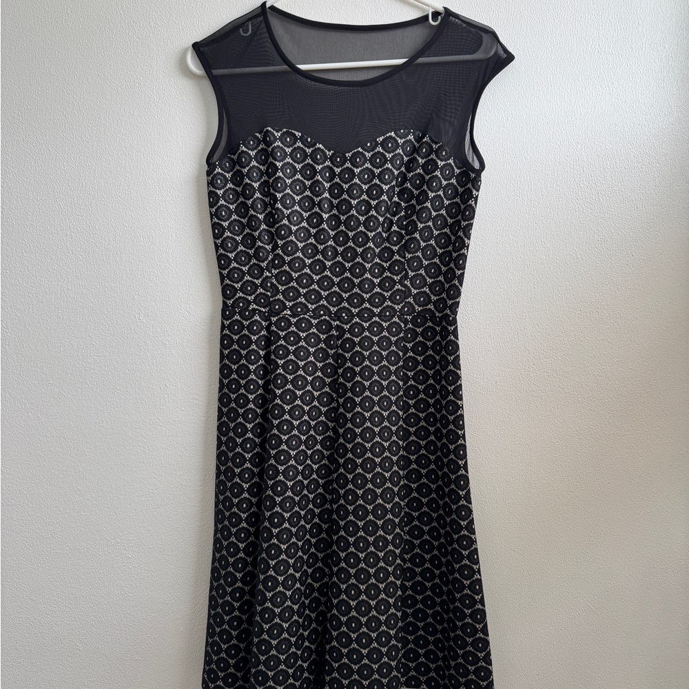 Women's En Focus Dress, size 4 navy blue and white